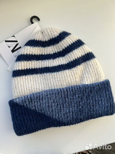 Шапка zara новая синяя-белая