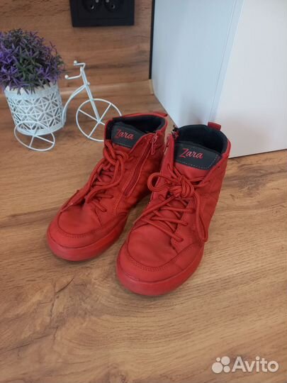 Кеды zara