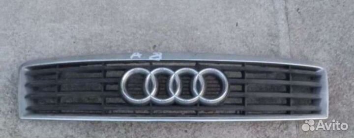 Audi A8 D3 решотка радиатора