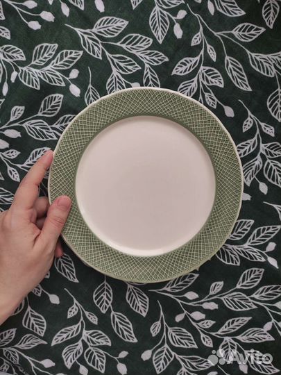 Тарелки фарфор 2 шт