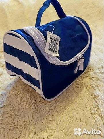 Вместительный нессер-косметичка в морском стиле