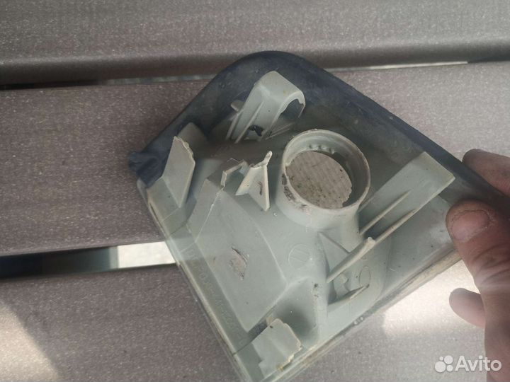 Повторитель поворота ауди 80