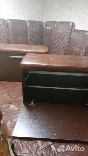 Обувница с сиденьем в натуральной коже