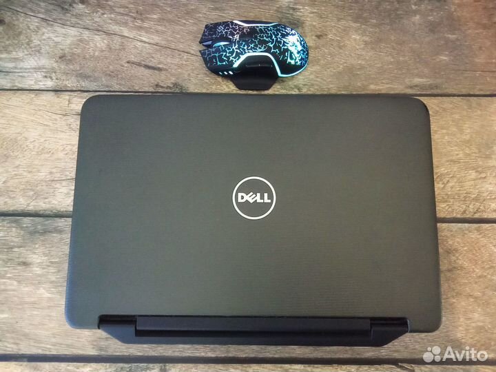 Ноутбук игровой 8 гиговой на Intel i3 Dell