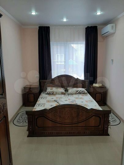 Дом 185 м² на участке 1,5 сот.