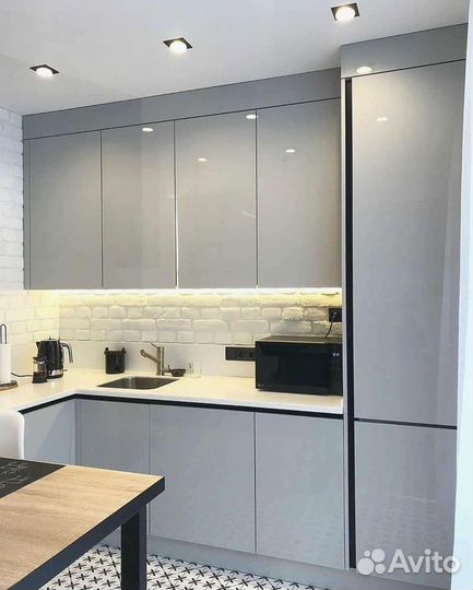 Встроенная кухня от производителя