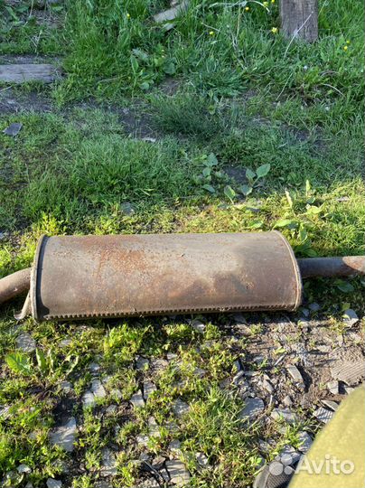 Продаю глушитель