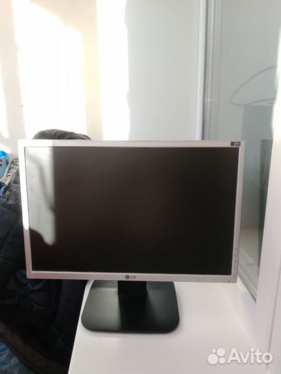 Монитор LG