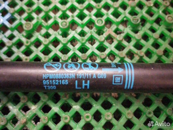 Газовый упор крышки багажника Chevrolet Aveo 2