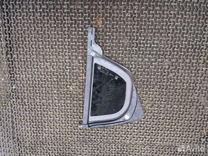 Стекло форточки двери Alfa Romeo Stelvio 2016, 201