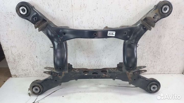 Подрамник задний Mercedes W251 R-class