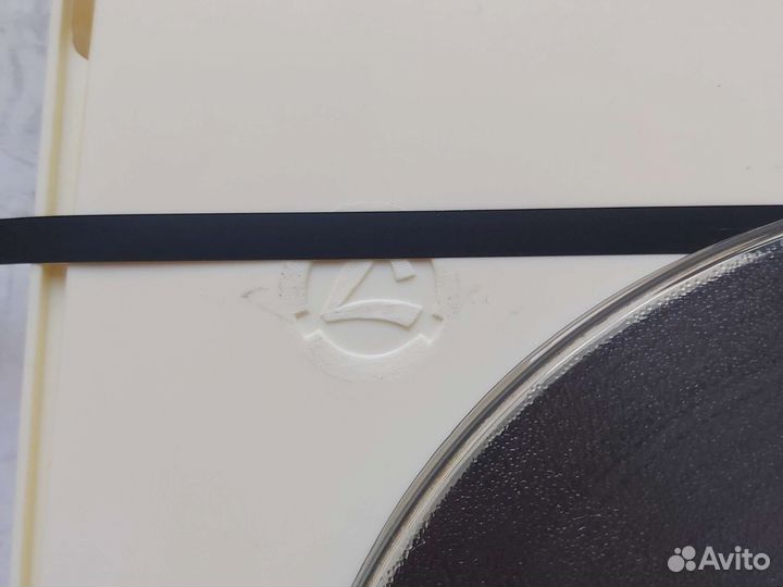 Магнитная лента катушки с записью