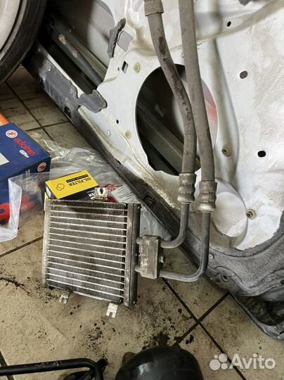 Радиатор масляный Mercedes R230 ABC