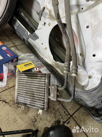 Радиатор масляный Mercedes R230 ABC