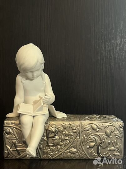 Lladro Девочка 