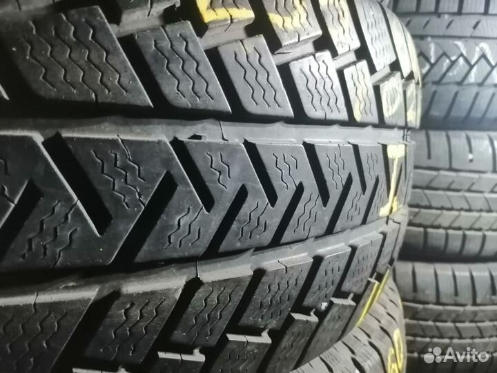 Michelin Latitude Alpin 235/60 R17