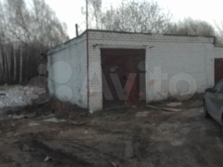 Гараж, > 30 м²