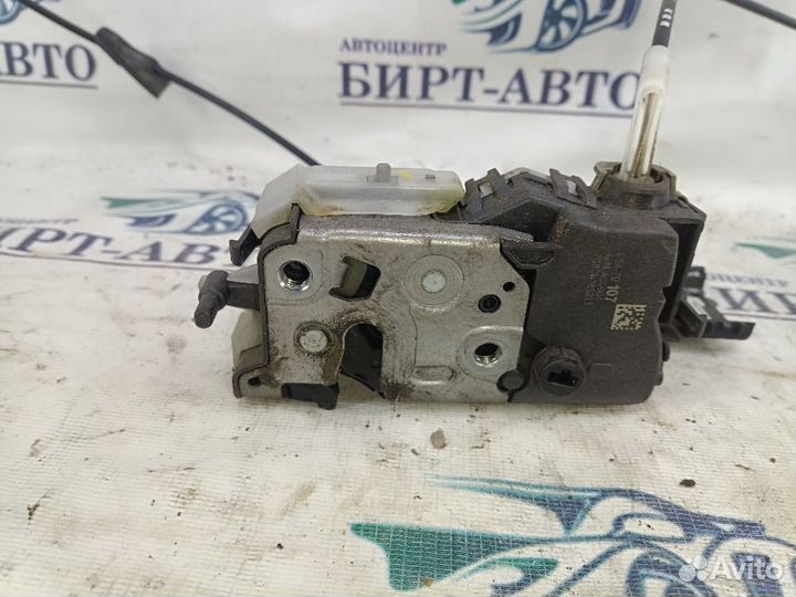 Замок двери задней правой Peugeot 308 I (2007—2011)