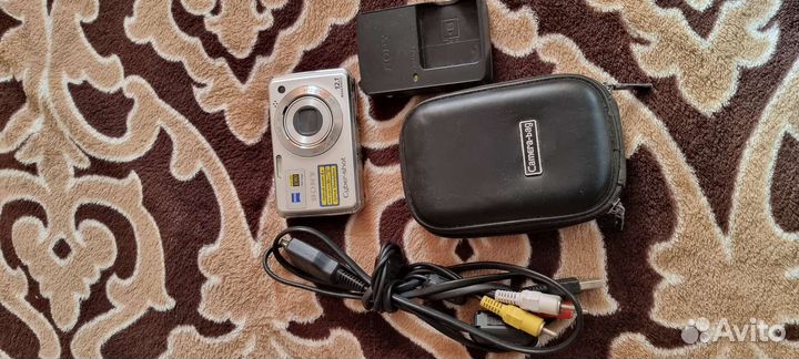 Компактный фотоаппарат sony