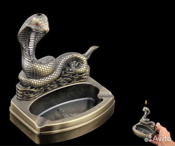 Уникальная изысканная пепельница 'Кобра'