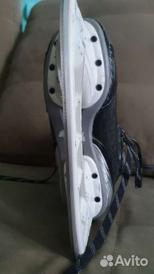 Хоккейные коньки bauer