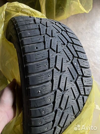 Nokian Tyres Hakkapeliitta 7 255/45 R18