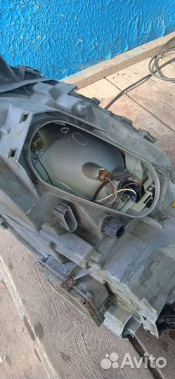 Фара на Mercedes w220