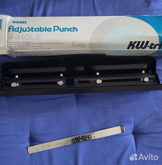 Дырокол на 4 отверстия