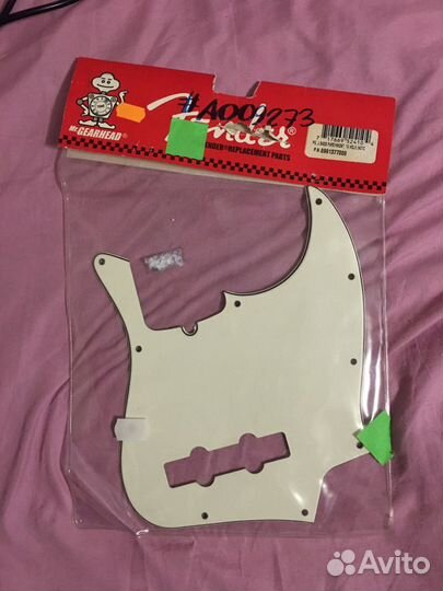 Панель-накладка Jazz Bass pickguard