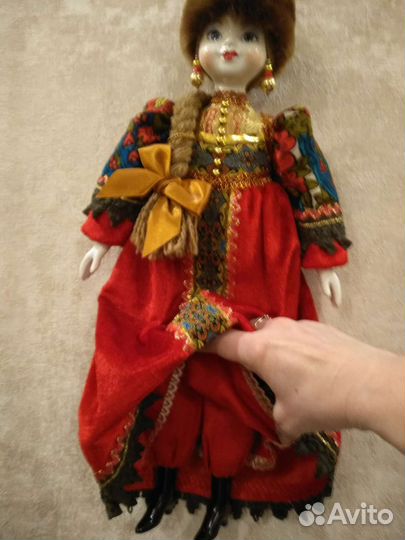 Кукла фарфоровая коллекционная