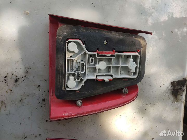 Задний правый фонарь Фольксваген Пассат б5 седан