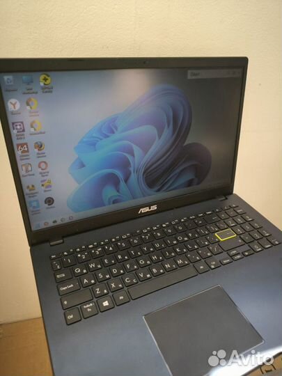 Asus R522MA/ Intel Pentium Silver N5030