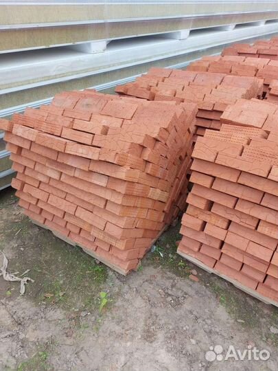 Кирпич керамический рядовой М125