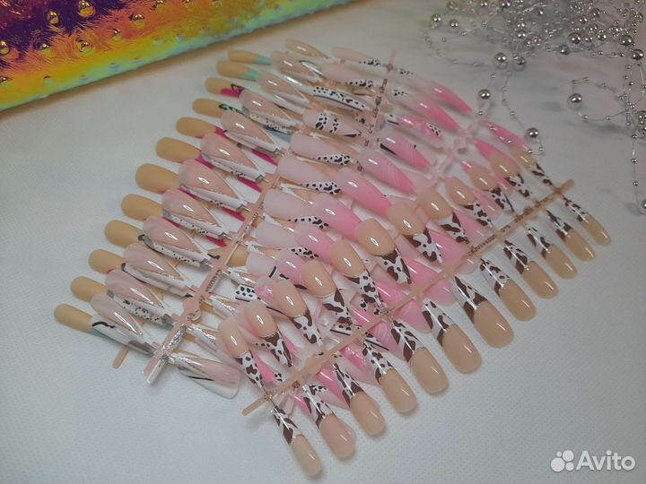 Накладные ногти с дизайном- 24 шт + клей