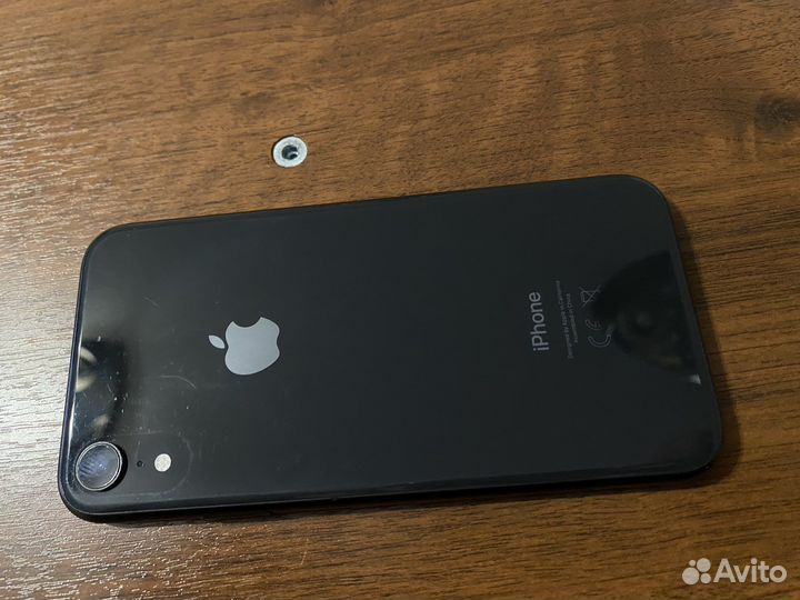 Телефон iPhone хр