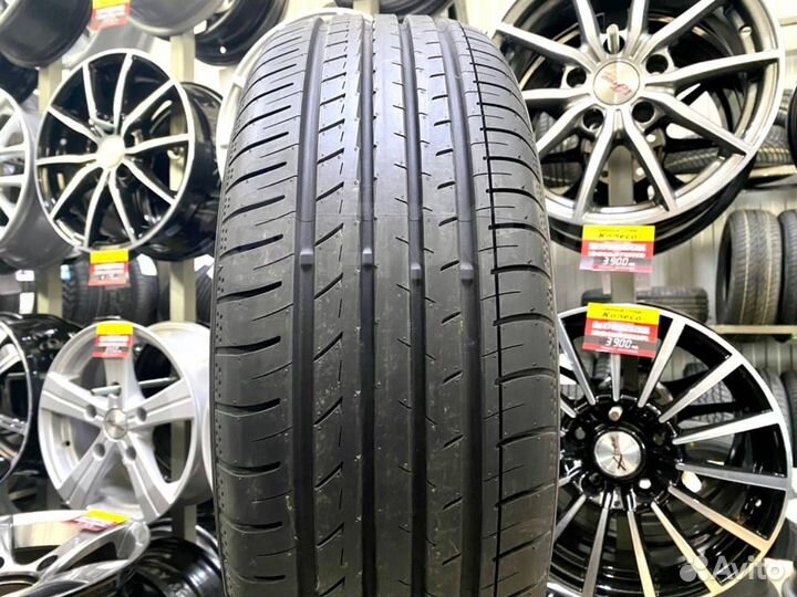 Yokohama BluEarth-GT AE51E 215/65 R16 99H