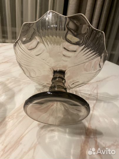 Вазы на ножке