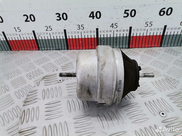 Подушка для Volkswagen Passat 5