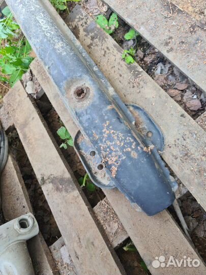 Усилитель бампера задний Citroen C4 купе 2006