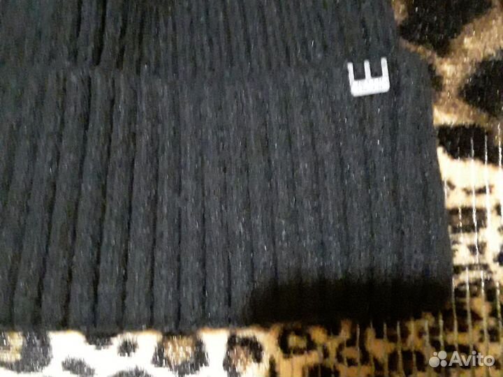 Шапка унисекс с помпоном