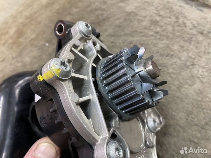 Оригинальная помпа в сборе VAG 1.8-2.0 TSI