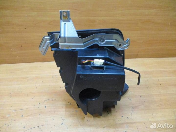 Сабвуфер Rockford Fosgate Mitsubishi Outlander XL