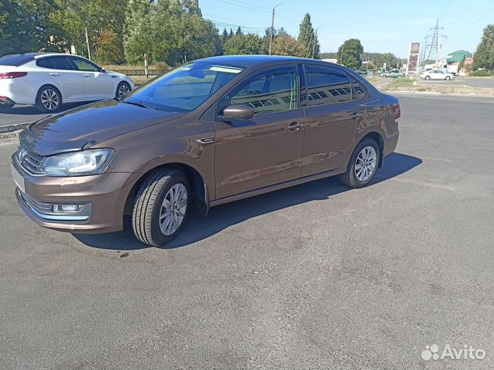 Volkswagen Polo 1.6 AT, 2015, 230 000 км