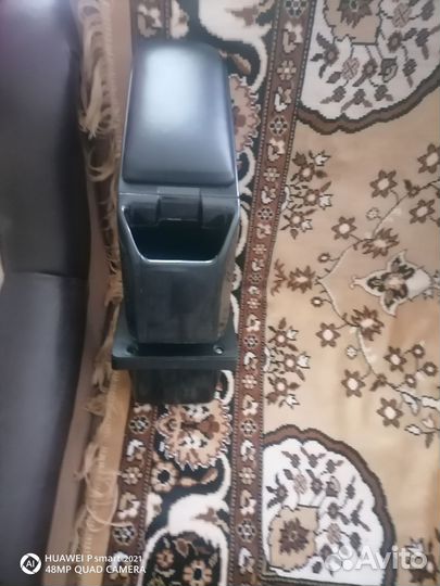 Подлокотник на hyundai solaris