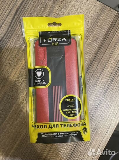 Чехол на смартфон