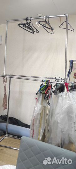 Стойки вешало для одежды