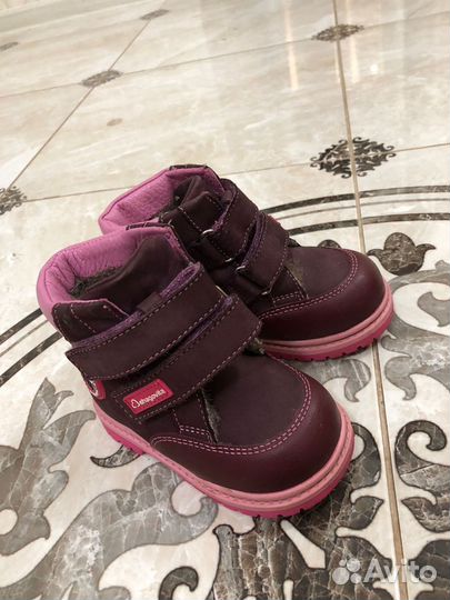 Детская обувь для девочек и мальчика 20,21,24 р