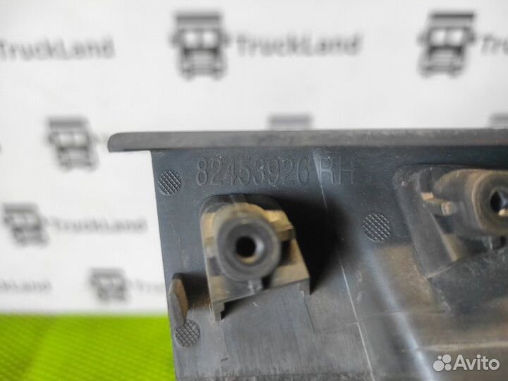 Крышка фары правая Volvo Fh 4