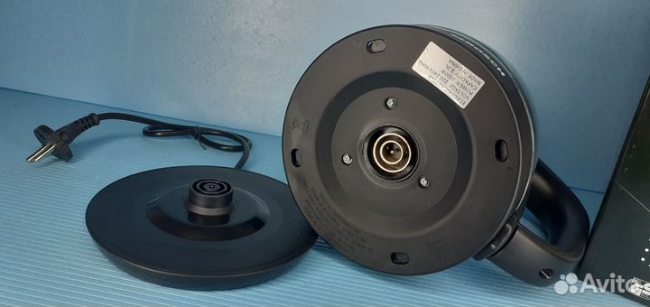 Электрический чайник Bosh с подсветкой воды 2.2л