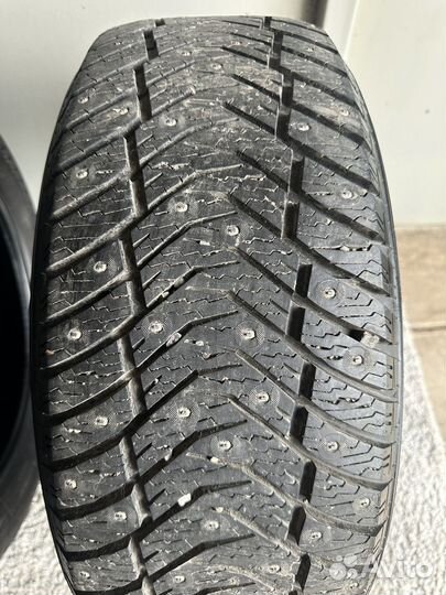 Yokohama Ice Guard IG65 235/55 R18